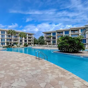  Holiday home High Pointe
